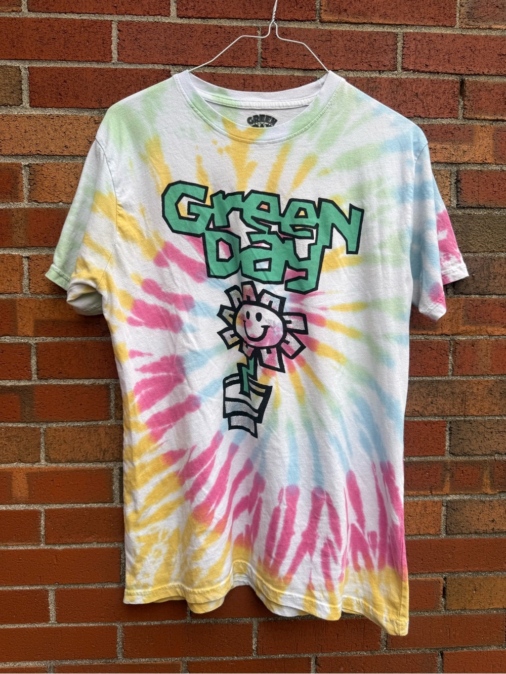 Green Day 2023 Tie Dye Graphic Band T-Shirt Size Large Rock Tee